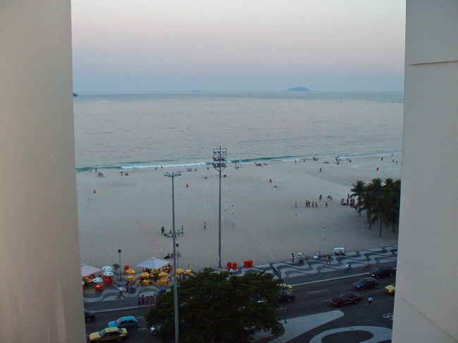 Ein Blick aus unserem Hotelfenster auf die Copycabana