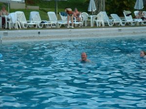 Brasilien Ulli beim Morgenschwimmen