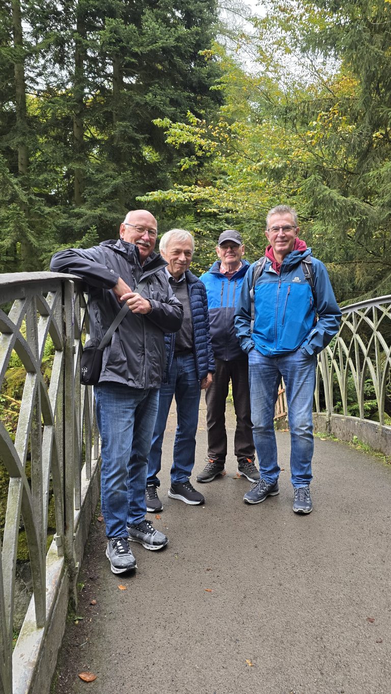Home MEN DRUP auf der Teufelsbrücke