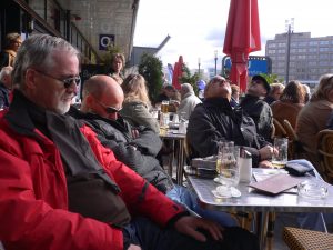 Erschöpft am Alexanderplatz