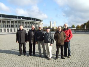 MEN DRUP vor dem Olympiastadion