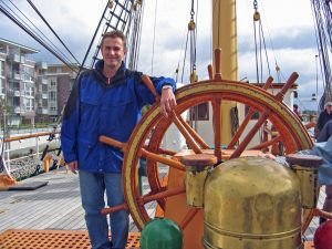 Thom vom Vergnügungsausschuß: Das Steuer fest in der Hand