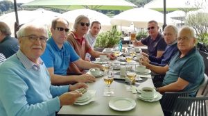 Wolf-Rüdiger, Thorsten, Theo, Michael ,Thomas, Hubert H und Hubert dinieren am Baldeneysee