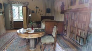 Blick ins Schlaf- und Sterbezimmer von Adenauer