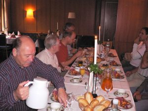 Frühstück vor der Abreise