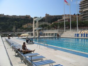 Das Schwimmbad von Monaco