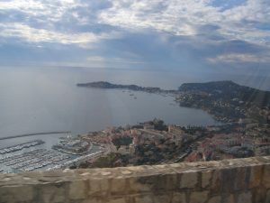 Blickauf den alten Hafen von Nizza