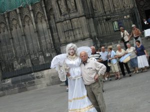 Erzengel Michael mit Tobi
