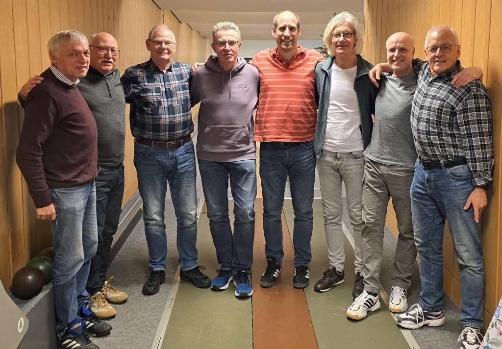 Die Kegelbrüder: HubertH,Ulli,Werner,Thom,Thorsten,Theo,Marcel,HubertS